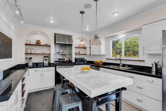 23 Layton Avenue, Pine Beach, NJ 08741