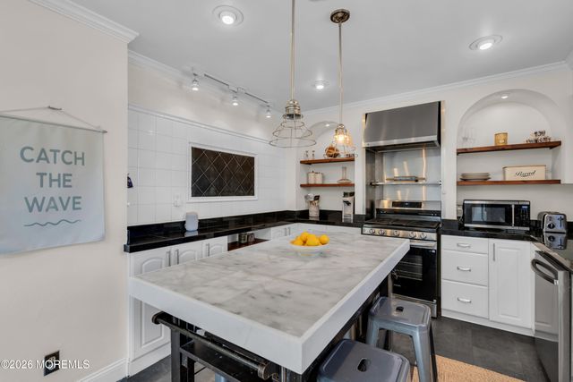 23 Layton Avenue, Pine Beach, NJ 08741