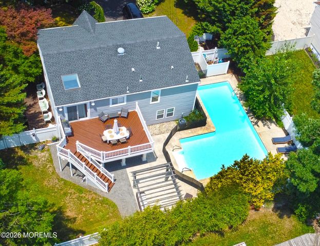 23 Layton Avenue, Pine Beach, NJ 08741