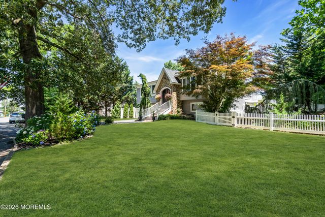 23 Layton Avenue, Pine Beach, NJ 08741