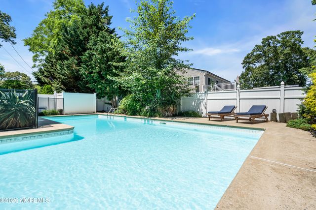 23 Layton Avenue, Pine Beach, NJ 08741