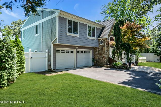 23 Layton Avenue, Pine Beach, NJ 08741