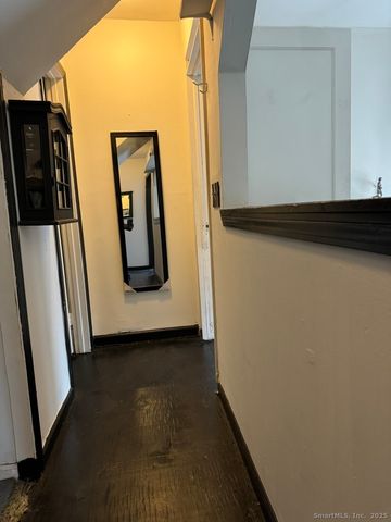 54 Agnes Street, Bridgeport, CT 06606