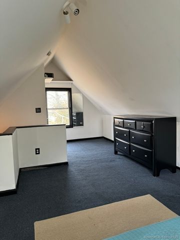 54 Agnes Street, Bridgeport, CT 06606