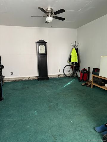 54 Agnes Street, Bridgeport, CT 06606