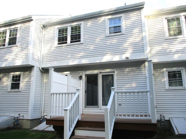 202 Heritage Ln 202, Auburn, MA 01501