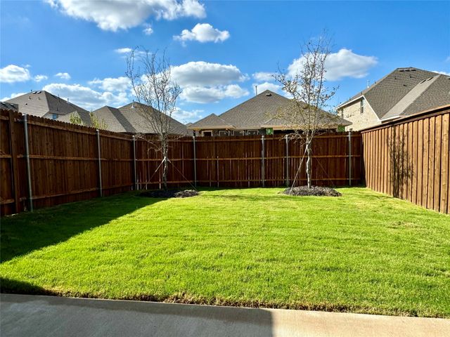 347 Freestall Drive, Midlothian, TX 76065