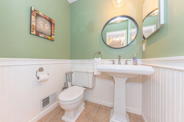 3593 Frederick Drive, Ann Arbor, MI 48105