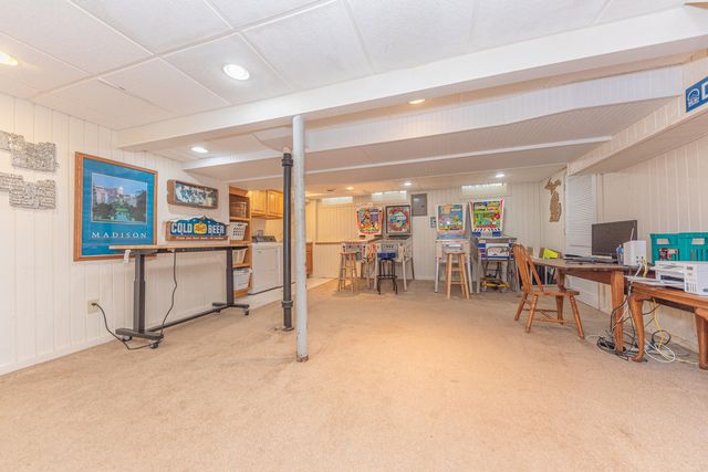 3593 Frederick Drive, Ann Arbor, MI 48105