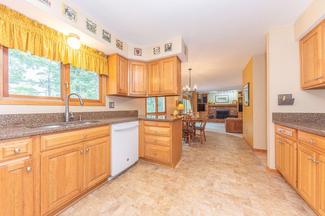 3593 Frederick Drive, Ann Arbor, MI 48105