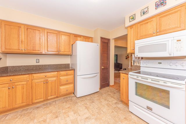3593 Frederick Drive, Ann Arbor, MI 48105