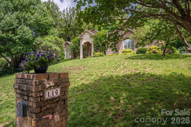116 28th Avenue NW, Hickory, NC 28601
