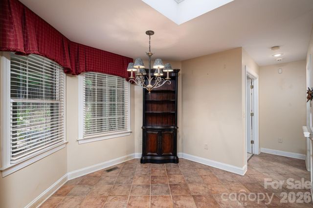 116 28th Avenue NW, Hickory, NC 28601