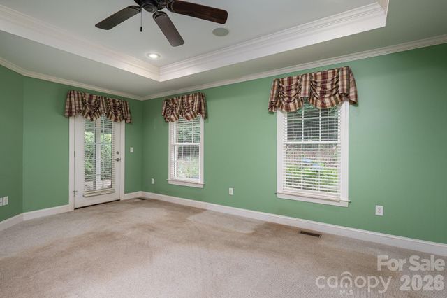 116 28th Avenue NW, Hickory, NC 28601