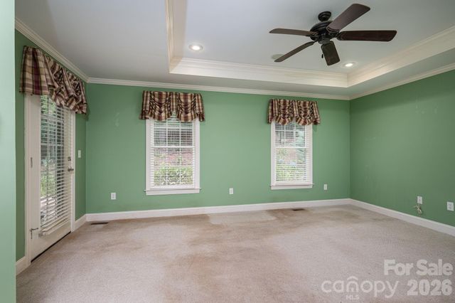 116 28th Avenue NW, Hickory, NC 28601
