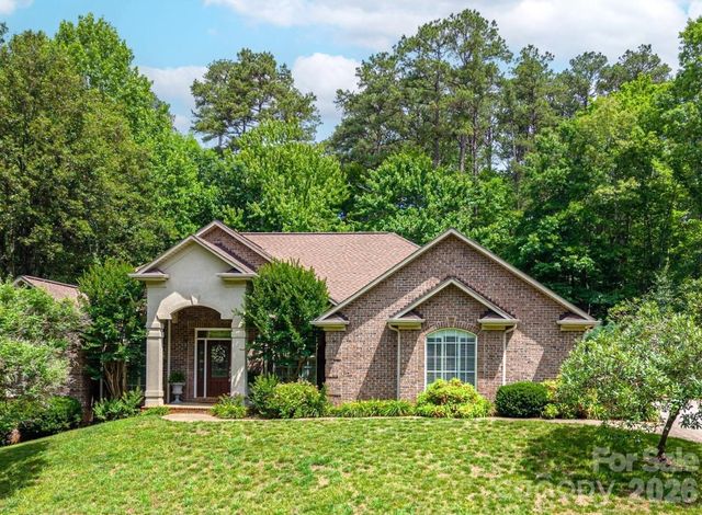 116 28th Avenue NW, Hickory, NC 28601