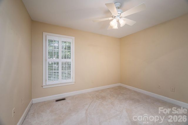 116 28th Avenue NW, Hickory, NC 28601