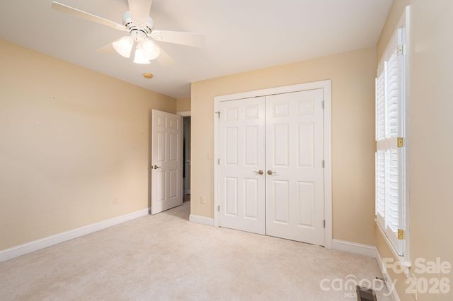 116 28th Avenue NW, Hickory, NC 28601