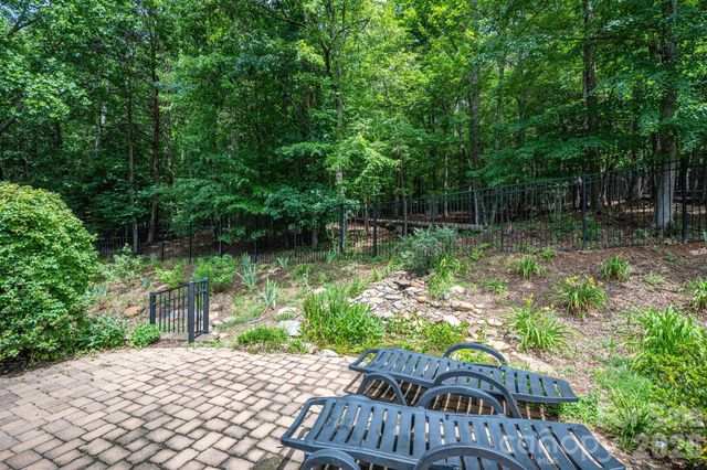 116 28th Avenue NW, Hickory, NC 28601