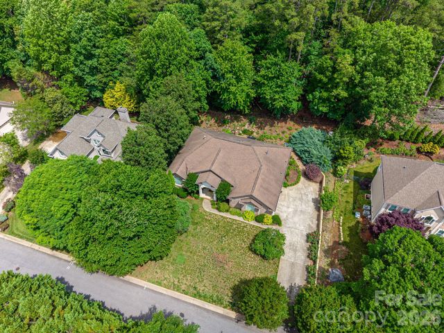 116 28th Avenue NW, Hickory, NC 28601