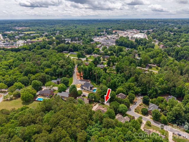 116 28th Avenue NW, Hickory, NC 28601