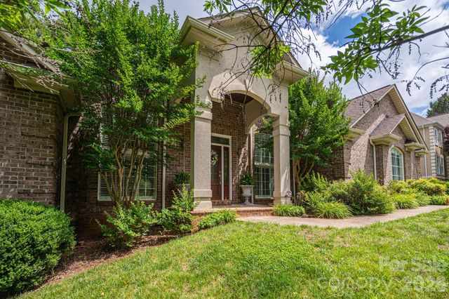 116 28th Avenue NW, Hickory, NC 28601