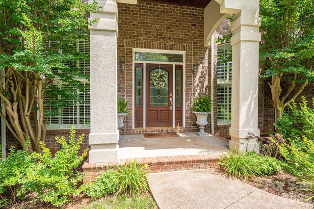 116 28th Avenue NW, Hickory, NC 28601