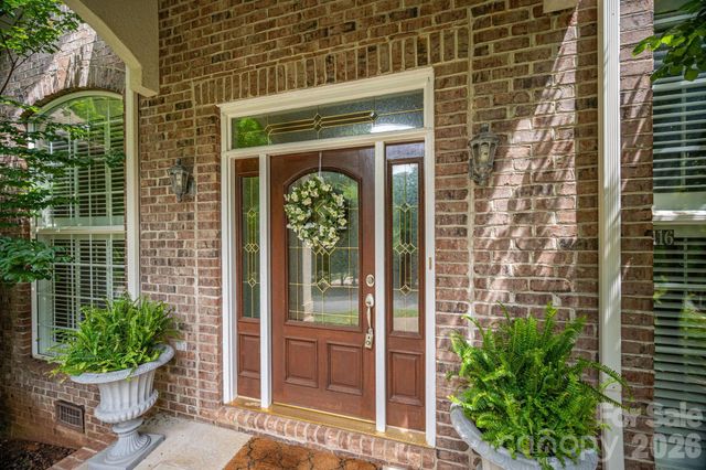 116 28th Avenue NW, Hickory, NC 28601