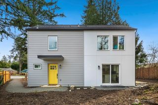 1404 N 136th Street, Seattle, WA 98125