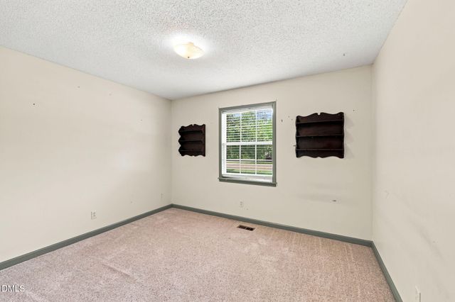 3805 Manor Drive, Clayton, NC 27520