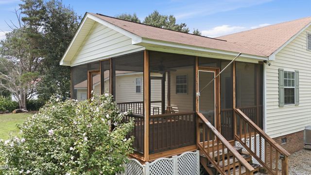 3805 Manor Drive, Clayton, NC 27520