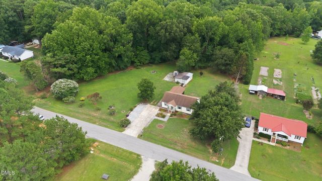 3805 Manor Drive, Clayton, NC 27520