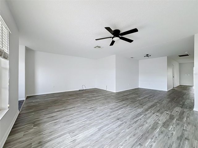 1620 BENTWOOD DRIVE, Sun City Center, FL 33573
