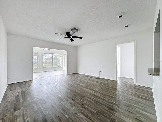 1620 BENTWOOD DRIVE, Sun City Center, FL 33573