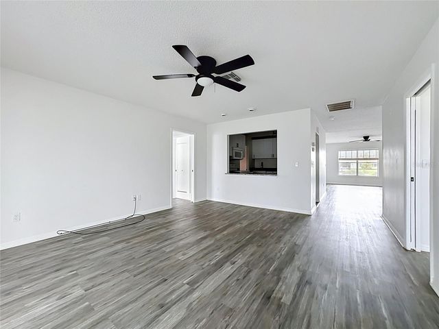 1620 BENTWOOD DRIVE, Sun City Center, FL 33573