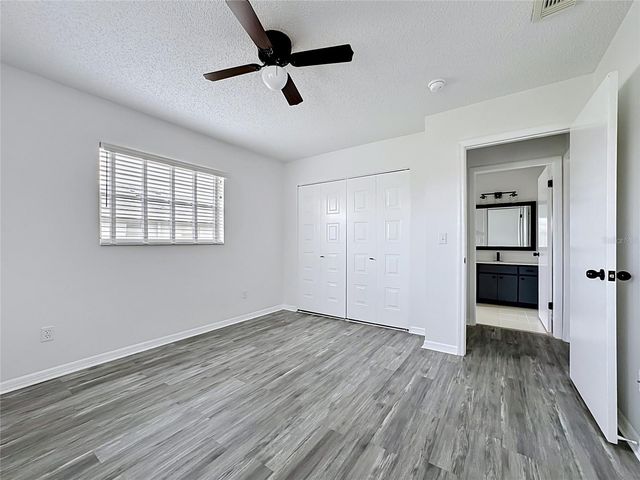 1620 BENTWOOD DRIVE, Sun City Center, FL 33573