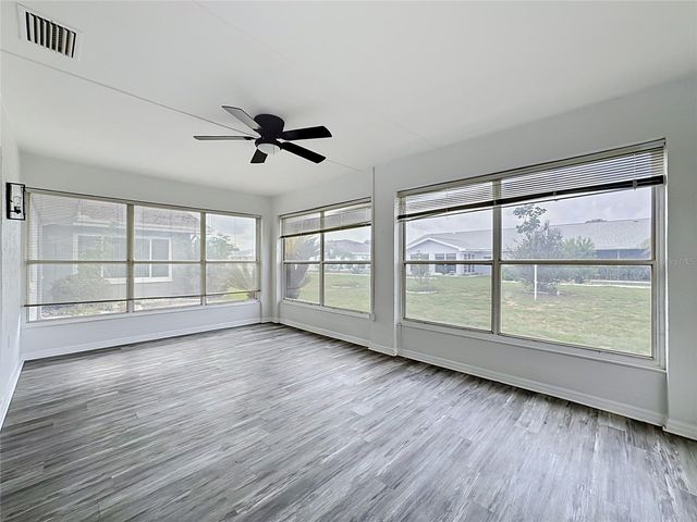 1620 BENTWOOD DRIVE, Sun City Center, FL 33573