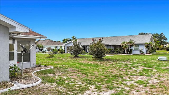 1620 BENTWOOD DRIVE, Sun City Center, FL 33573