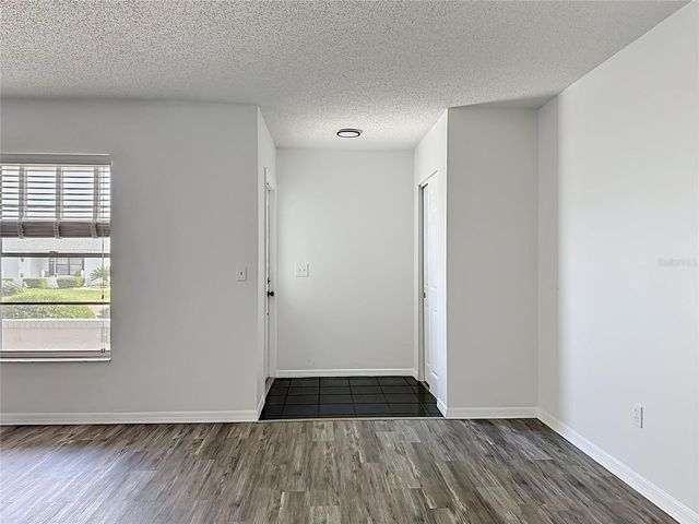 1620 BENTWOOD DRIVE, Sun City Center, FL 33573