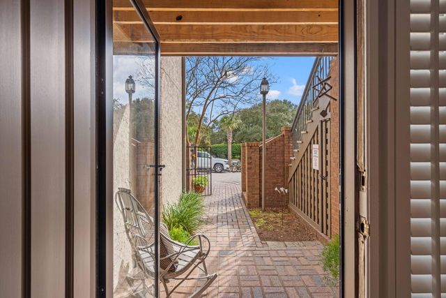 1949 Marsh Oak Lane, Seabrook Island, SC 29455