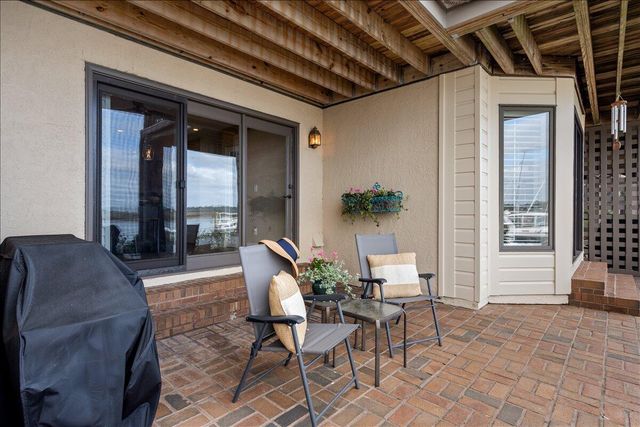 1949 Marsh Oak Lane, Seabrook Island, SC 29455