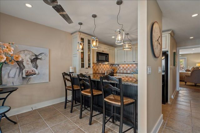 1949 Marsh Oak Lane, Seabrook Island, SC 29455