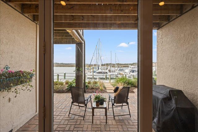 1949 Marsh Oak Lane, Seabrook Island, SC 29455