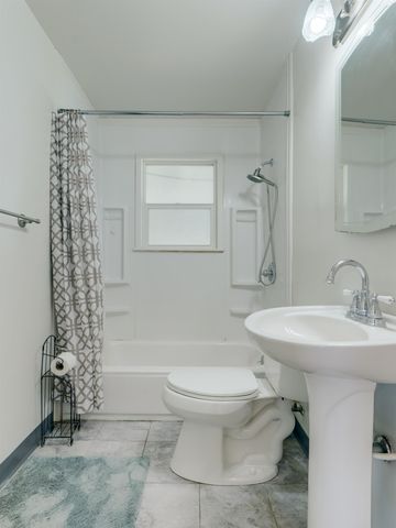 310 N 6th St, Cheney, WA 99004