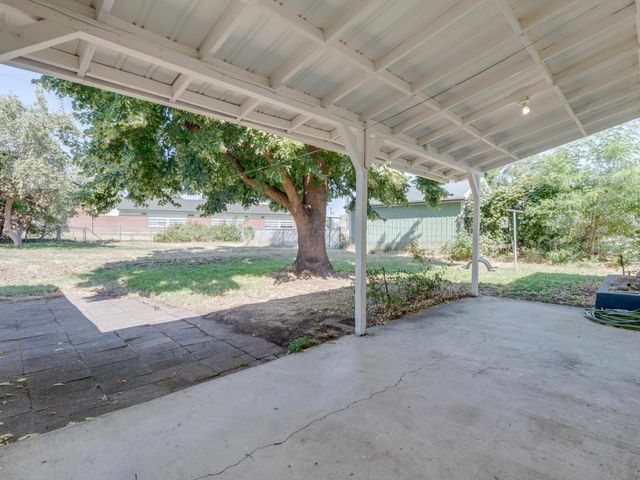 310 N 6th St, Cheney, WA 99004