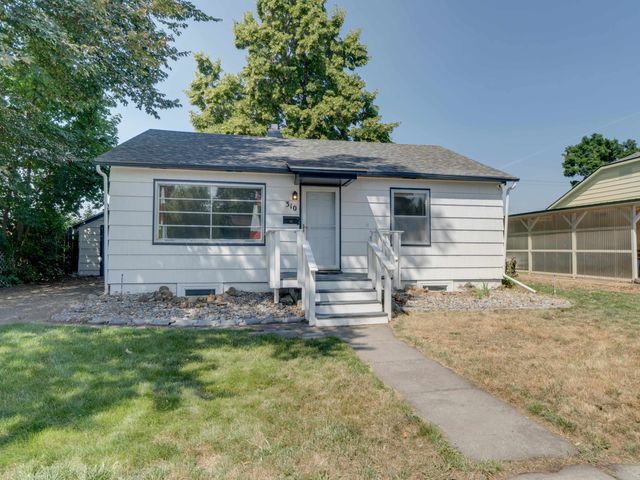 310 N 6th St, Cheney, WA 99004