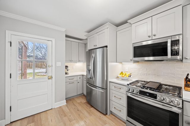 428 Henry Clay Boulevard, Lexington, KY 40502