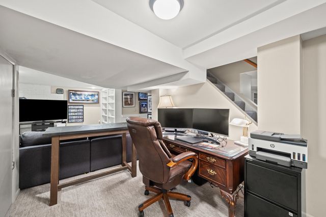 428 Henry Clay Boulevard, Lexington, KY 40502