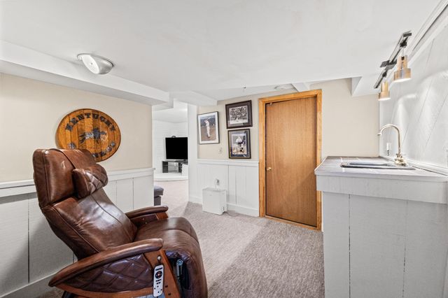 428 Henry Clay Boulevard, Lexington, KY 40502