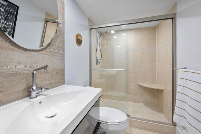 1000 Parkview Drive 220, Hallandale Beach, FL 33009